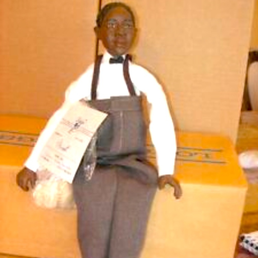 MICAH" Daddy's Long Legs figurine - RETIRED